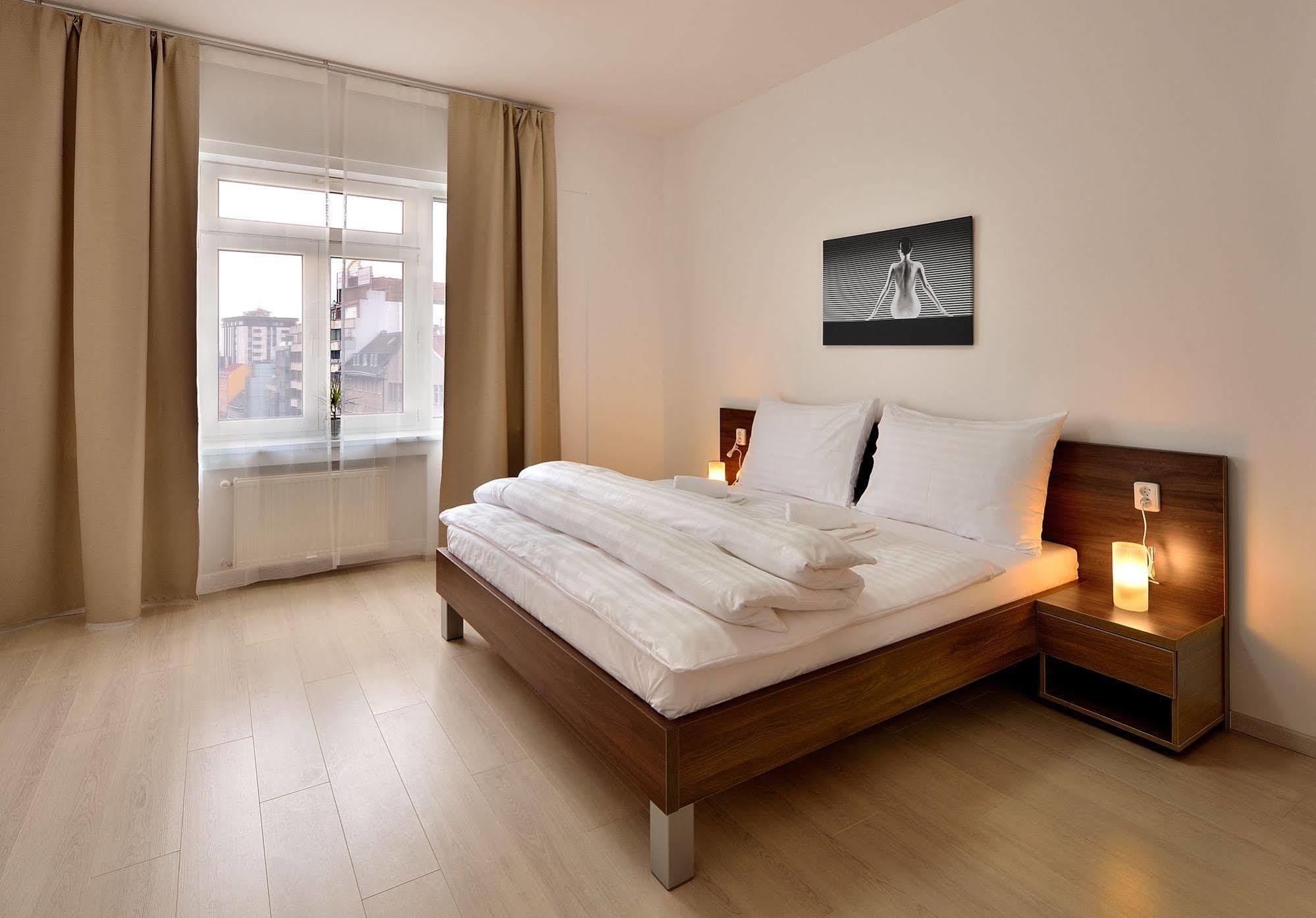 Self Check-In Apartments By Ambiente Bratislava Esterno foto